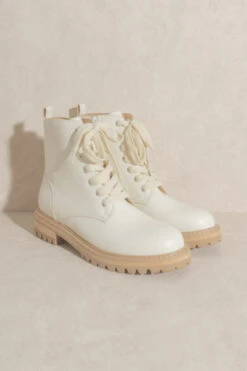 New Release 1 Lace Up Combat Boots With Lug Sole-White