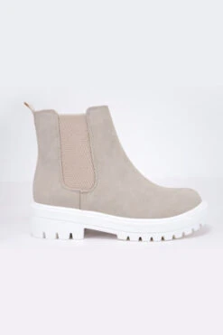 Chelsea Ankle Boots With Lug Sole-Taupe