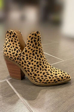 Faux Suede Pointy Toe Side Cutout Booties-Cheetah Leopard Print -Outlet Shiny Steps Store upstream 01 cheetah3